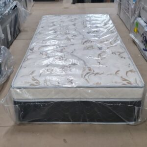 Colchão Solteiro Livínia Molas Ensacadas 88x188x25 EN